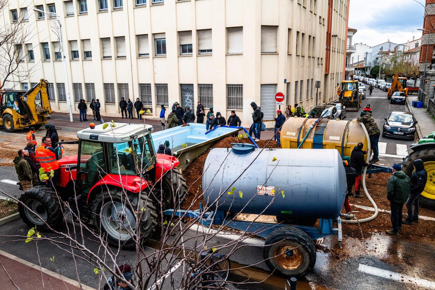Mobilisations agricoles : avec la « loi d’urgence », les normes environnementales à nouveau ciblées