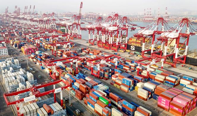 Le terminal entièrement automatisé du port de Qingdao, dans la province du Shandong, en Chine, le 14 janvier 2026.