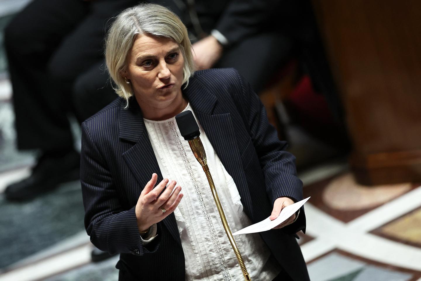 Législative partielle : la ministre de la santé, Stéphanie Rist, joue quitte ou double dans le Loiret