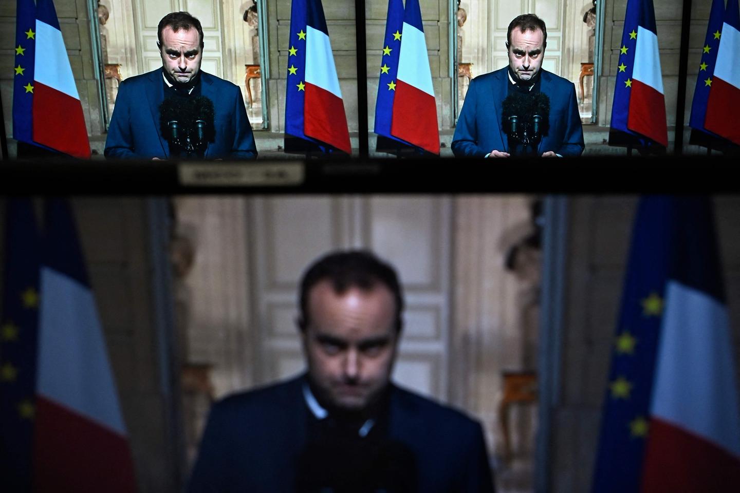 French PM to force budget through Parliament without a vote