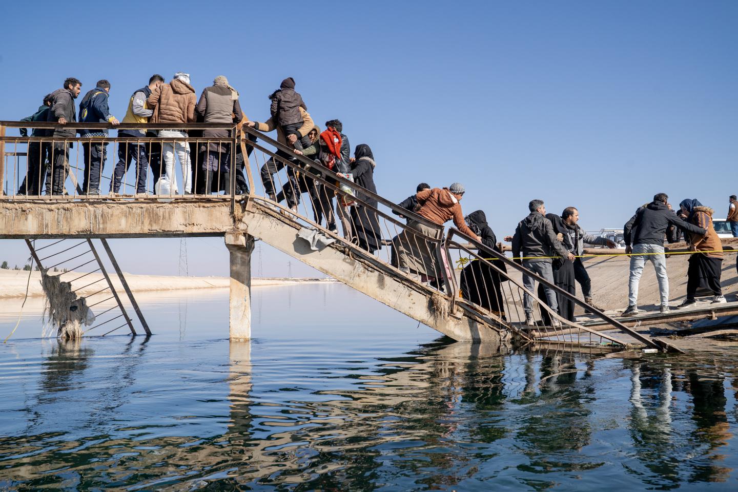 Al-Charaa scelle un compromis avec les Kurdes pour reprendre Deir Hafer
