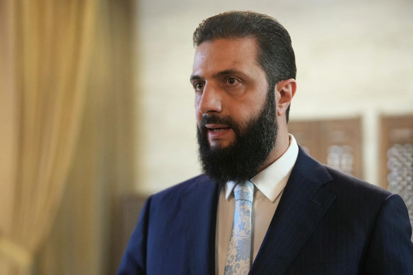 En Syrie, le président, Ahmed Al-Charaa, annonce un accord de cessez-le-feu avec le chef des forces kurdes