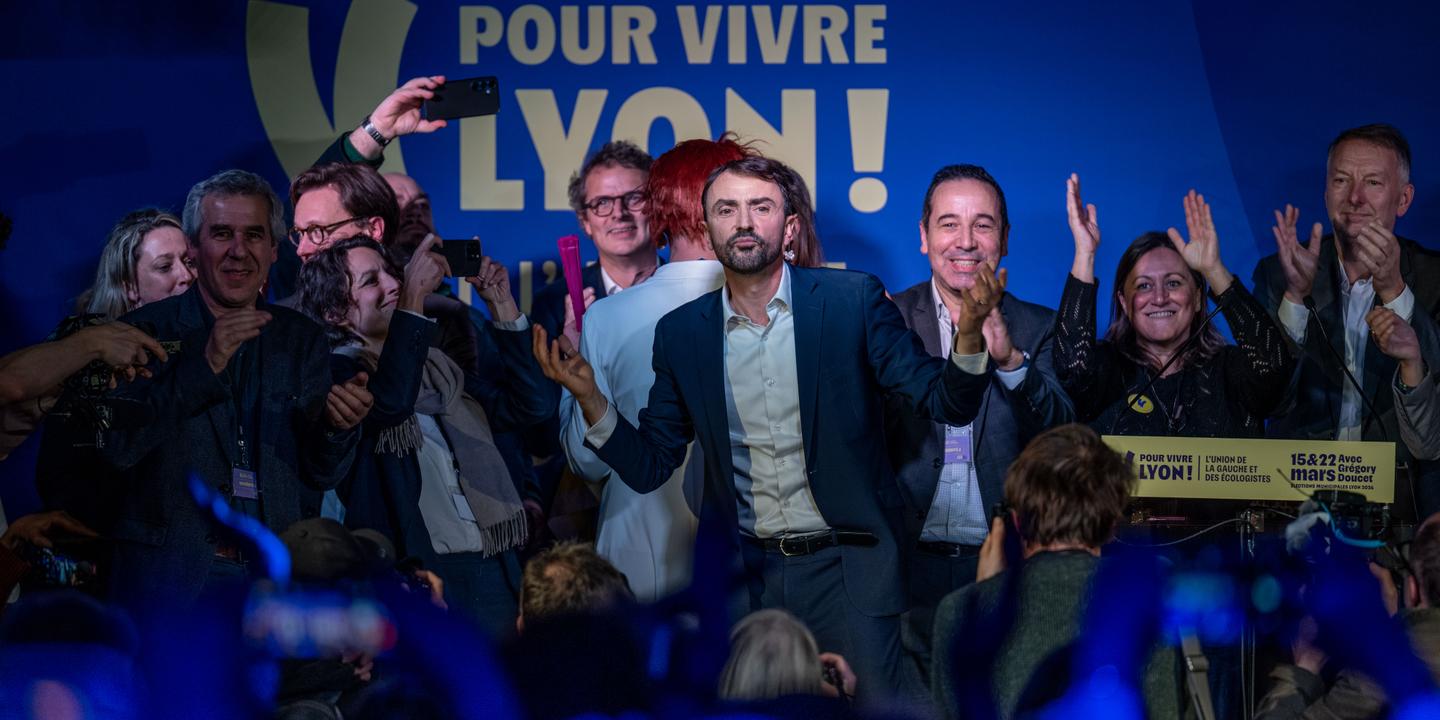 Municipales 2026 : à Lyon, le maire sortant Grégory Doucet espère déjouer les pronostics face au favori Jean-Michel Aulas