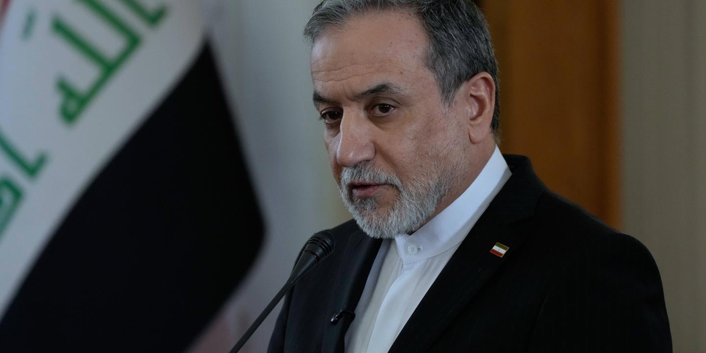 Le Forum de Davos annule l’invitation du ministre iranien Abbas Araghtchi du fait de la répression des manifestants par le régime