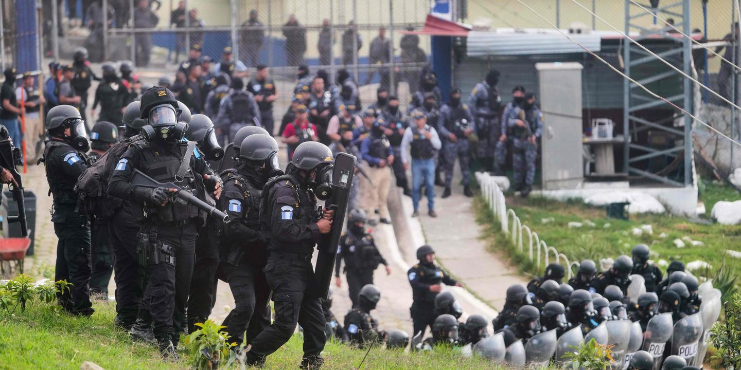 Au Guatemala, le président déclare l’état de siège après des émeutes meurtrières dans des prisons et la mort de huit policiers