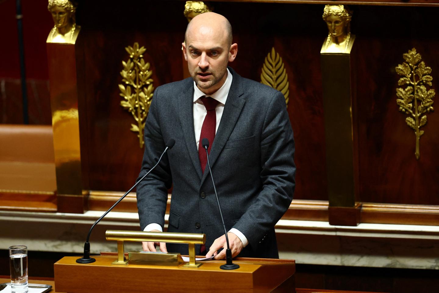 France backs EU move to label Iran's Revolutionary Guards a terrorist group