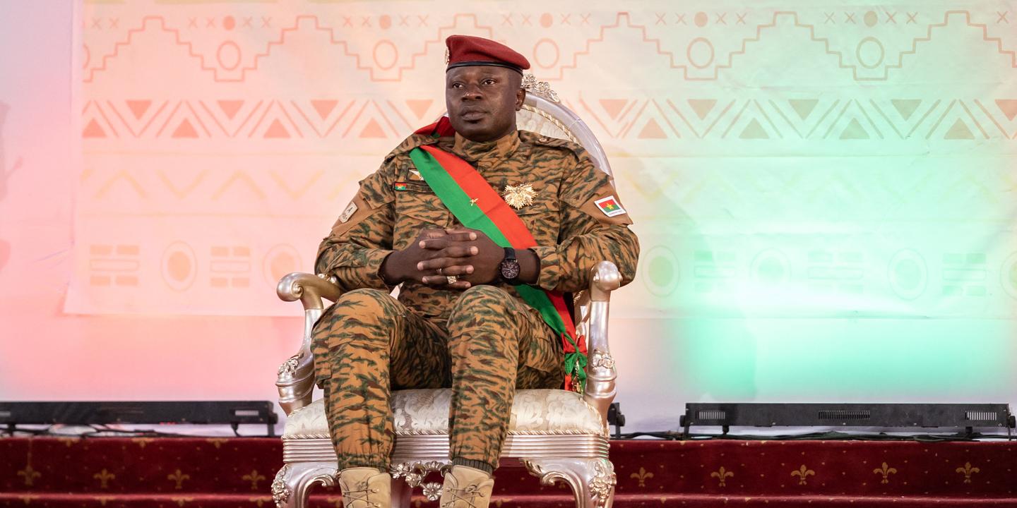 L’ex-président burkinabé Damiba arrêté au Togo et expulsé après avoir été jugé pour des tentatives présumées de putschs dans son pays