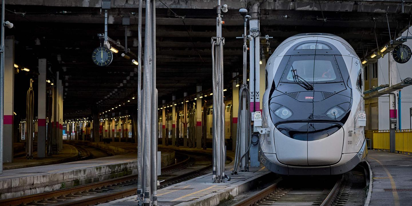 Des « espaces no kids » à la SNCF : polémique autour d’Optimum plus, la nouvelle classe premium des TGV Paris-Lyon qui promet « calme » et « confort » en excluant les enfants