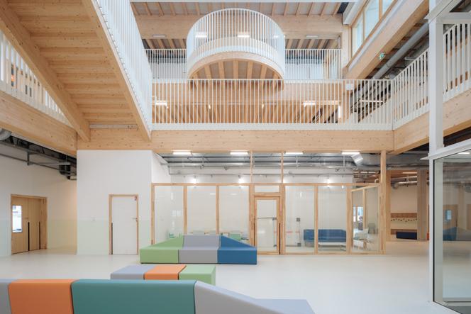 Le groupe scolaire Yvonne-Kerzrého, à Nanterre, conçu par Sam Architecture.
