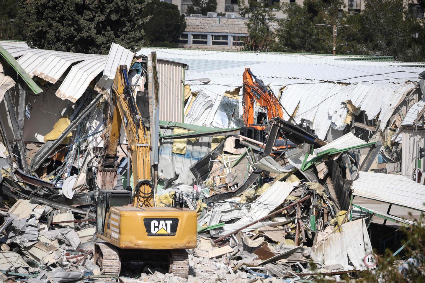 Israeli bulldozers begin demolitions at UNRWA headquarters in East Jerusalem