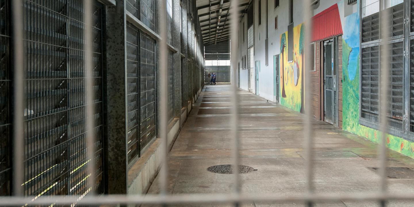 En Guadeloupe, une surpopulation « dramatique » centre pénitentiaire de Baie-Mahault, alerte le contrôleur des prisons