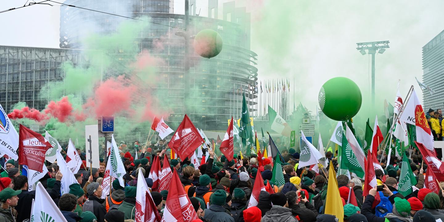 A Strasbourg, les agriculteurs européens en colère contre le Mercosur
