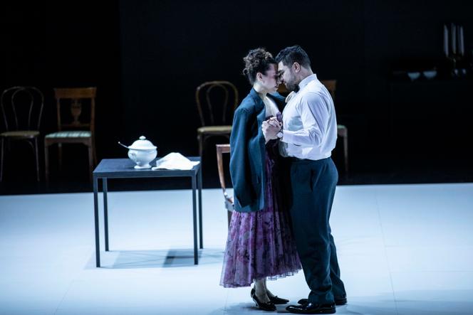 Adèle Charvet (Charlotte) et Pene Pati (Werther) dans « Werther », de Massenet, à l’Opéra-Comique, à Paris, en janvier 2026.