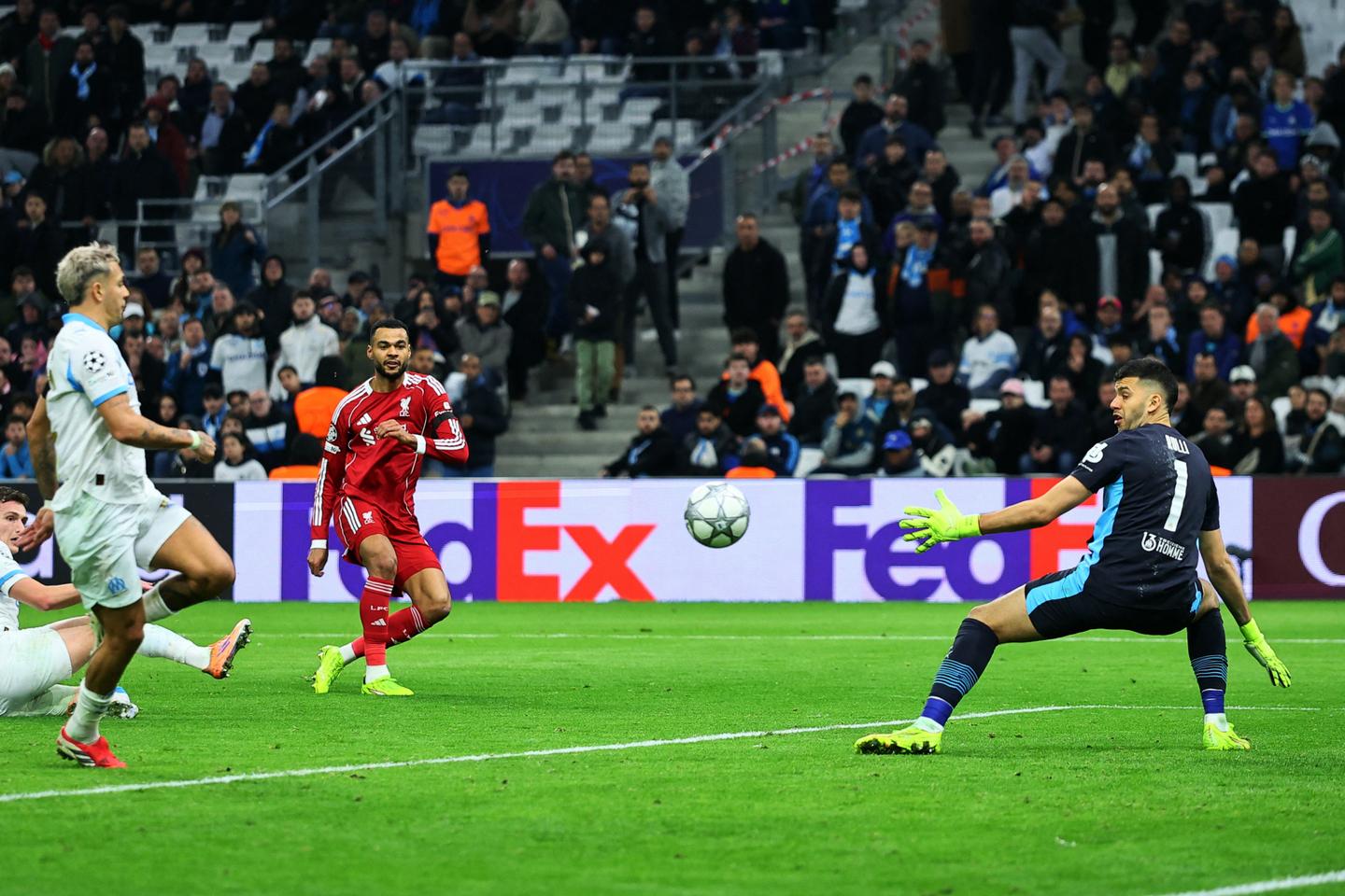 L’OM, corrigé par Liverpool, jouera son avenir dans la ligue des champions à Bruges