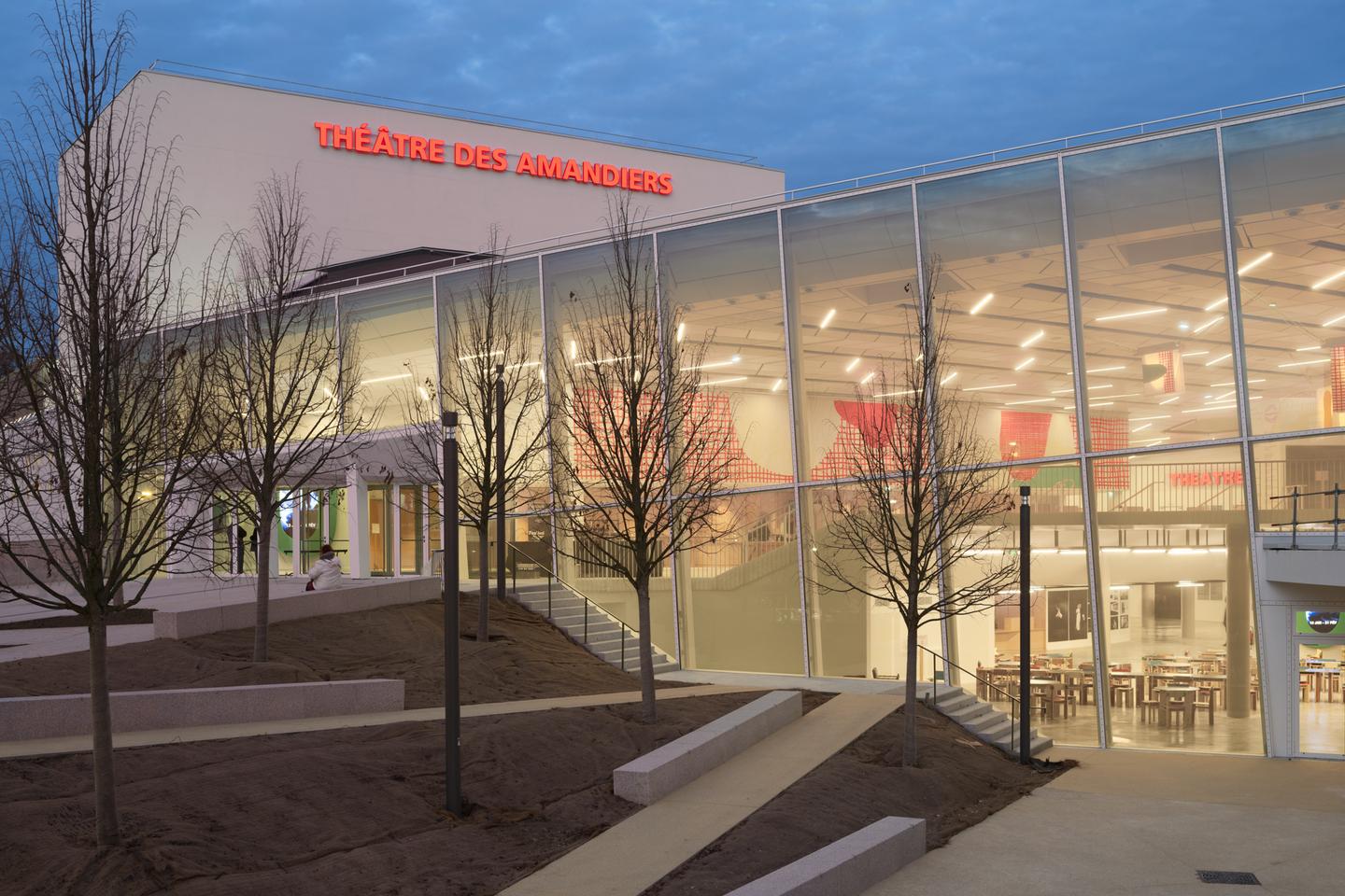 Derrière le nouveau Théâtre des Amandiers, à Nanterre, un trouble chantier Derrière le nouveau Théâtre des Amandiers, à Nanterre, un trouble chantier
