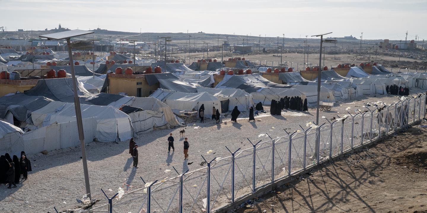 Évasion massive du camp d'Al-Hol en Syrie après le retrait des forces kurdes