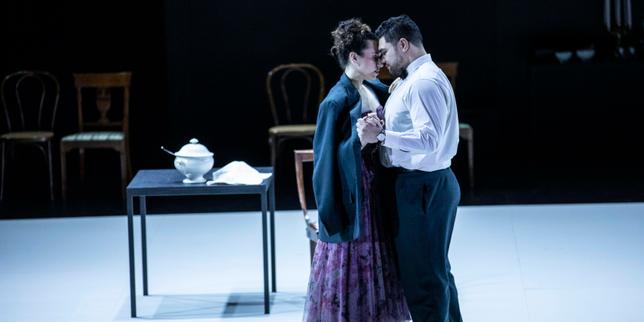 Adèle Charvet (Charlotte) et Pene Pati (Werther) dans «&nbsp;Werther&nbsp;», de Massenet, à l’Opéra-Comique, à Paris, en janvier 2026.