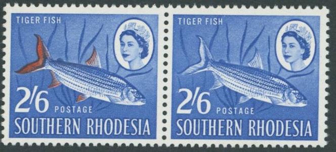 Rhodésie du Sud, variété d’un timbre de 1964, la couleur rouge étant absente sur le timbre de droite (estimation 10 000 livres, prix de départ 1 600 livres).