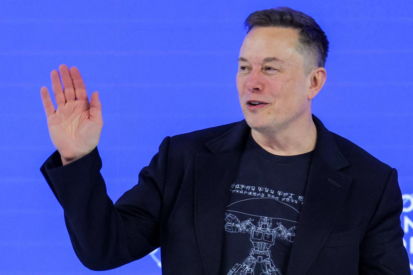 Au Forum de Davos, « un numéro de charme pour tenter de redorer l’image ternie d’Elon Musk »