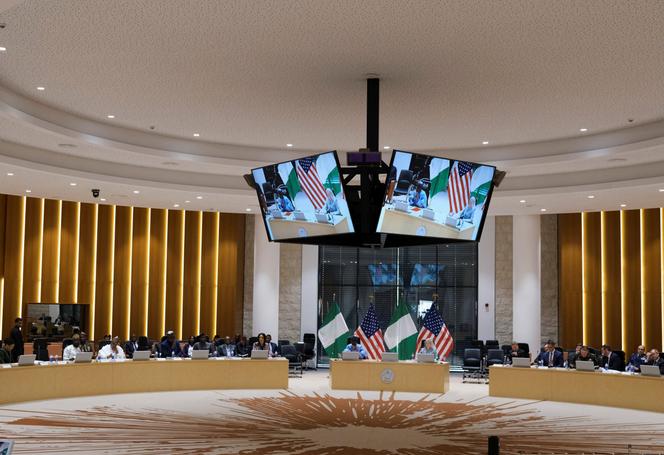 Des responsables nigérians et américains, au bureau du conseiller à la sécurité nationale à Abuja, au Nigeria, le 22 janvier 2026.