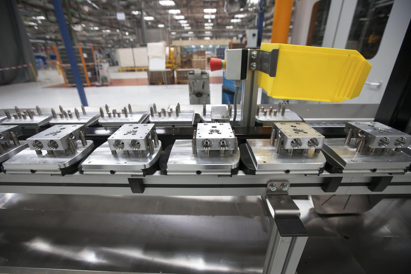 Bosch va fermer son usine de Moulins-Yzeure, dans l’Allier, et supprimer 270 emplois Bosch va fermer son usine de Moulins-Yzeure, dans l’Allier, et supprimer 270 emplois