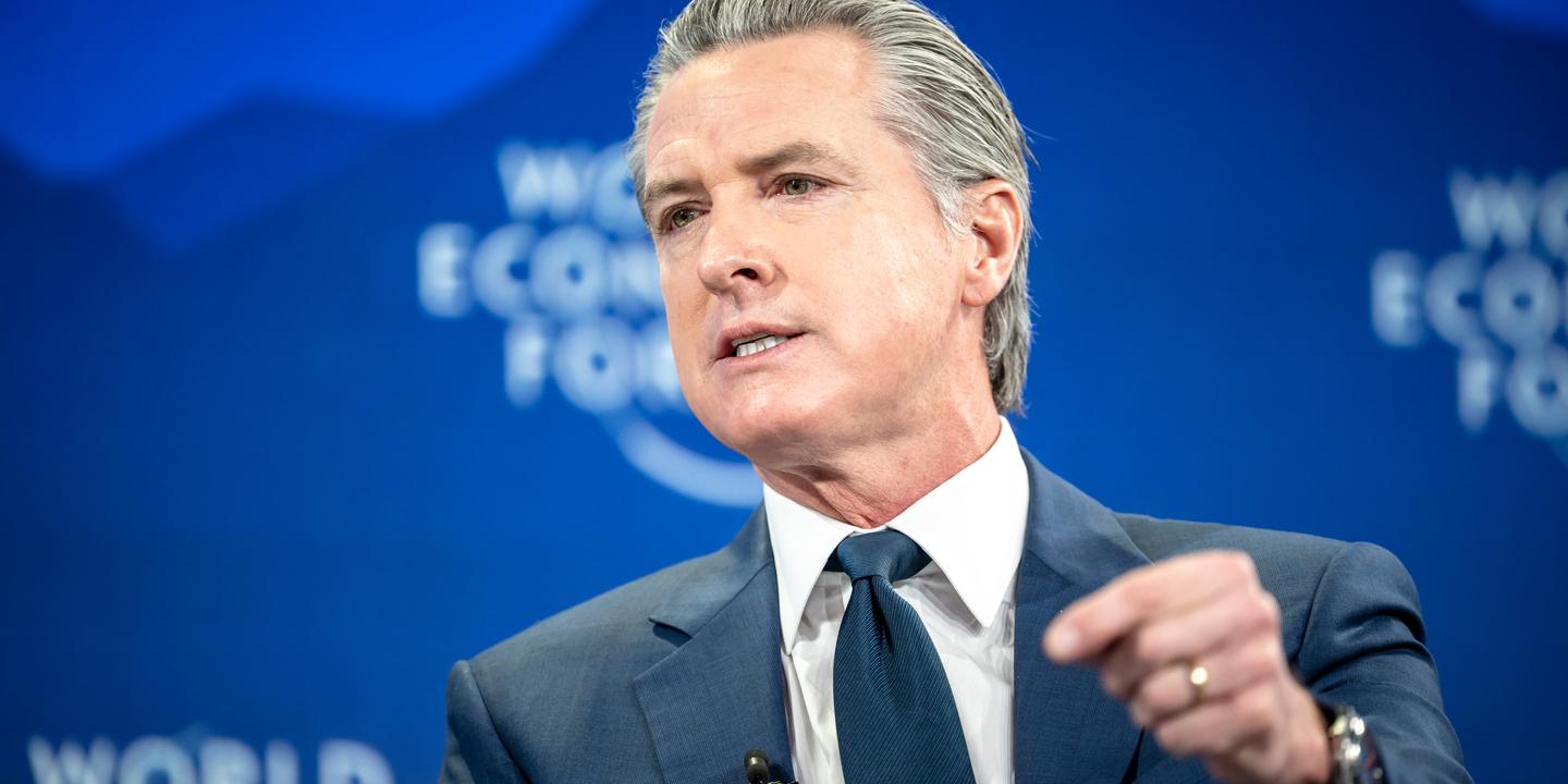 Gavin Newsom, gouverneur de Californie, lance une enquête sur TikTok après des accusations de censure de « contenus critiques envers Trump »