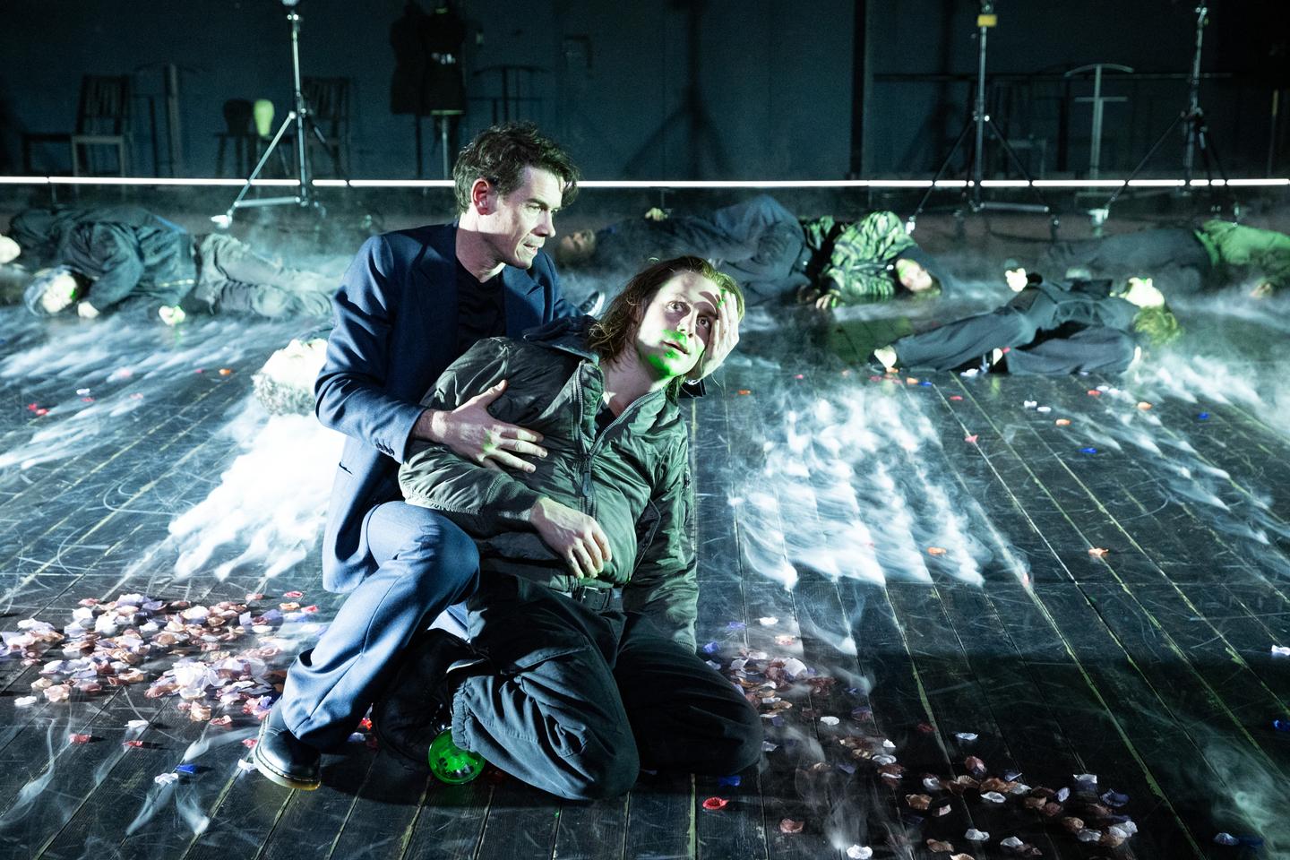 Le « Hamlet » en surrégime d’Ivo van Hove à l’Odéon-Théâtre de l’Europe