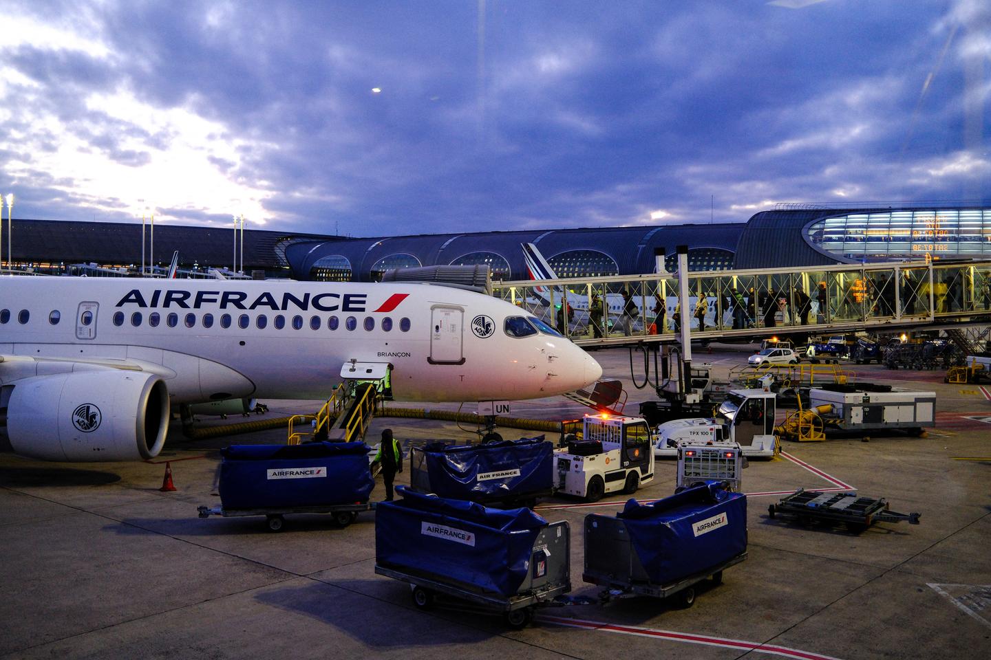 Air France suspend ses vols vers Dubaï en raison des tensions au Moyen-Orient