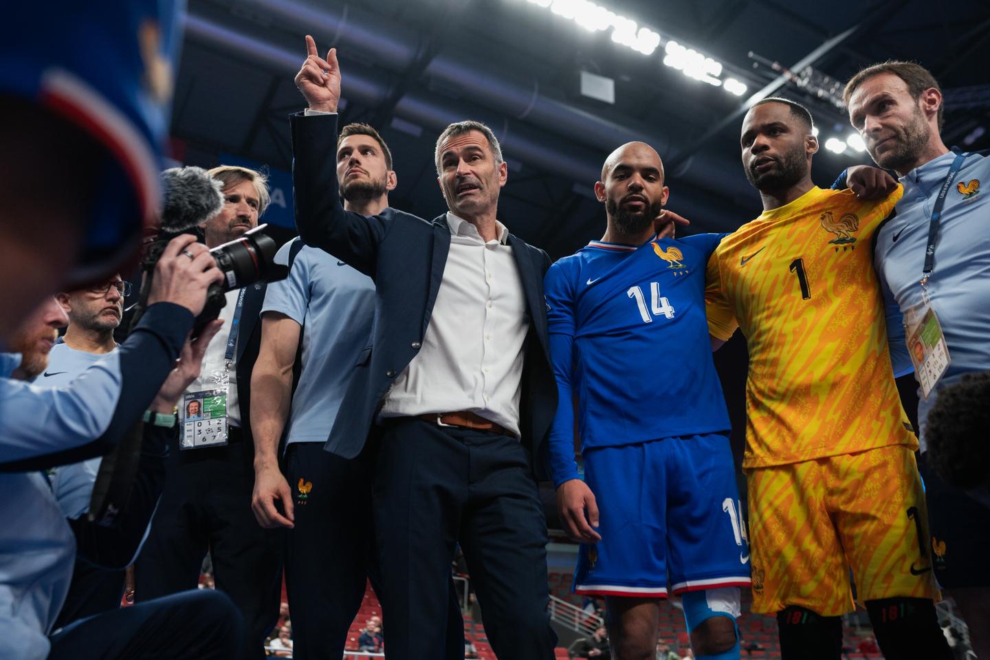 Euro de futsal : Raphaël Reynaud, le sélectionneur qui apporte une touche de basket à l’équipe de France