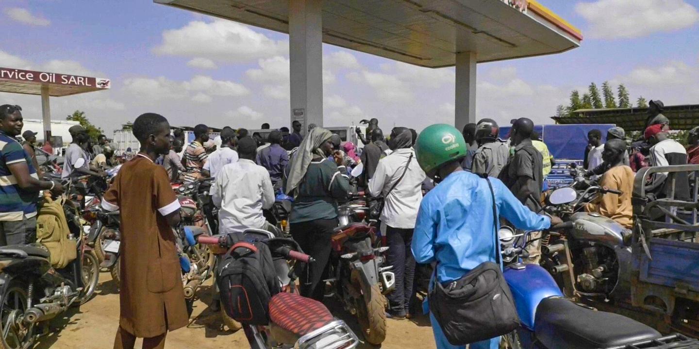 Au Mali, des dizaines de camions de carburant détruits dans une attaque de djihadistes présumés