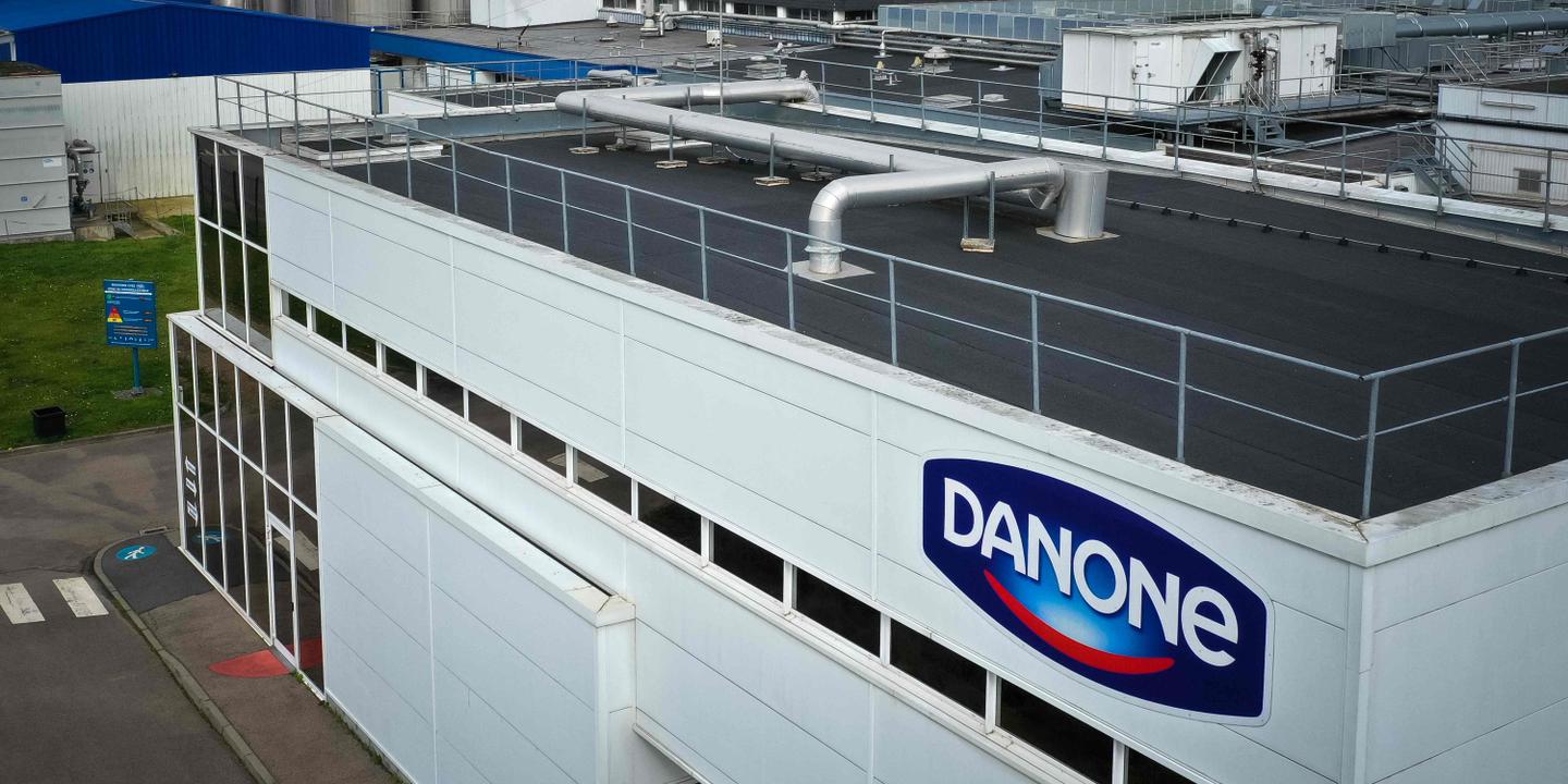 Danone rassure les marchés après les rappels de lait infantile contaminé