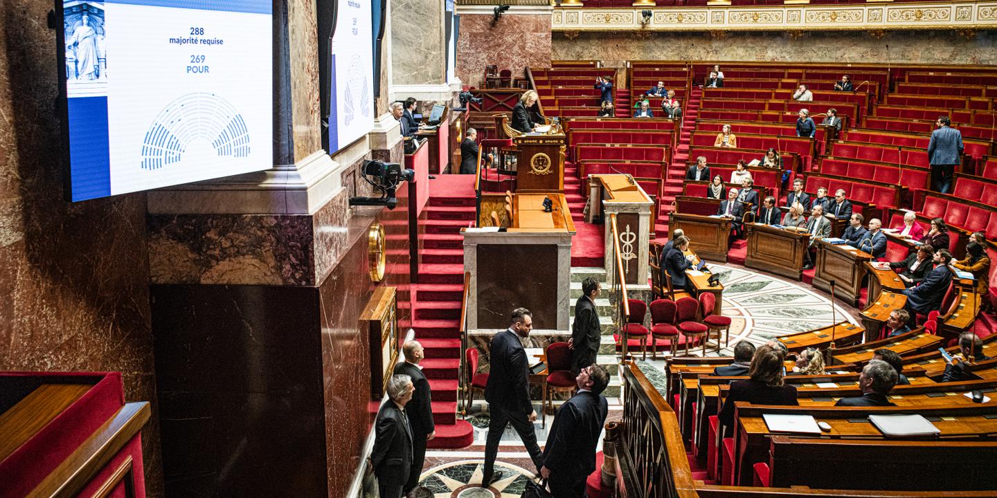 Appel pour la proportionnelle avant 2027 : des personnalités politiques et intellectuelles plaident pour un renouveau démocratique