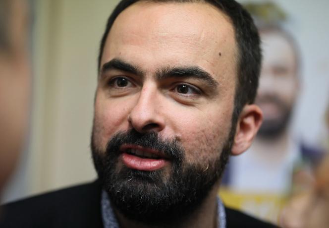 Loïc Minery, tête d’une liste écologiste et d’union de la gauche pour les élections municipales, à Mulhouse, le 6 janvier 2020.