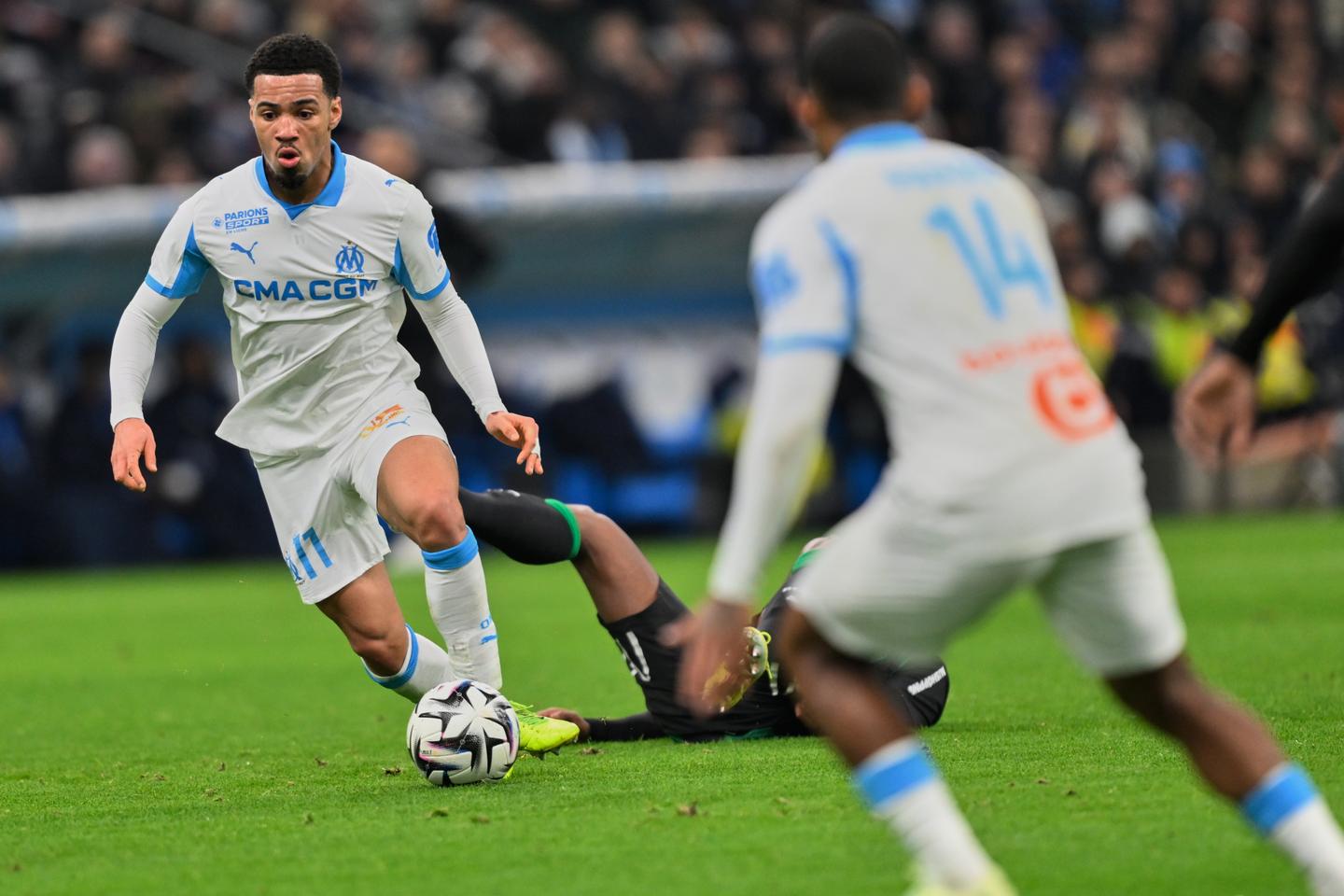 Ligue 1 : l’OM renverse Lens, mettant fin à la superbe série des Sang et Or