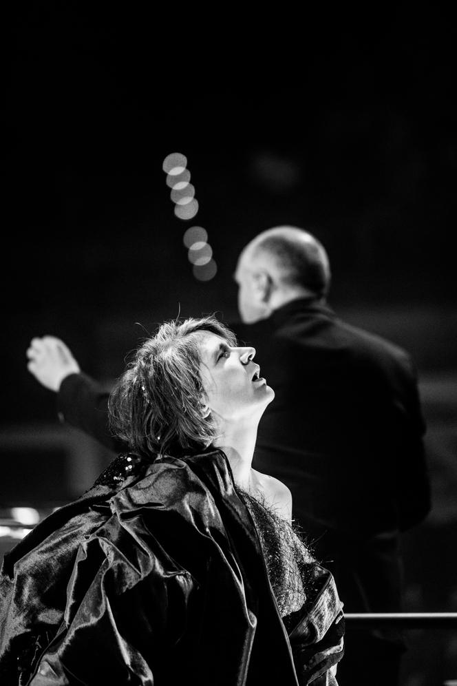 Camille, en concert à la Maison de la radio et de la musique, à Paris, le 24 janvier 2026.