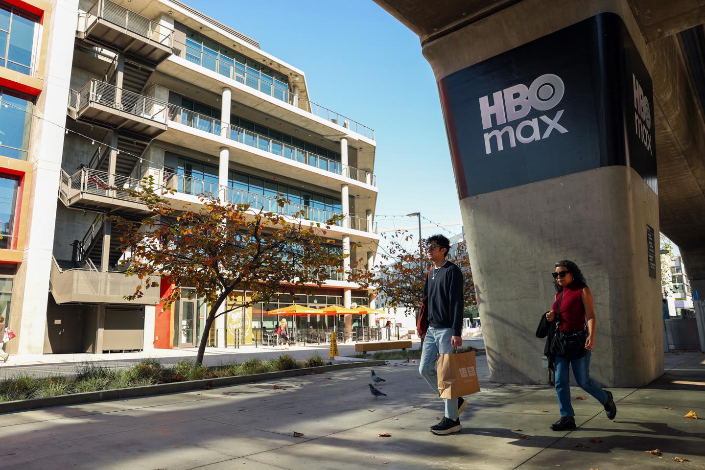 Le rachat de Warner Bros par Netflix inquiète sérieusement les salles de cinéma américaines