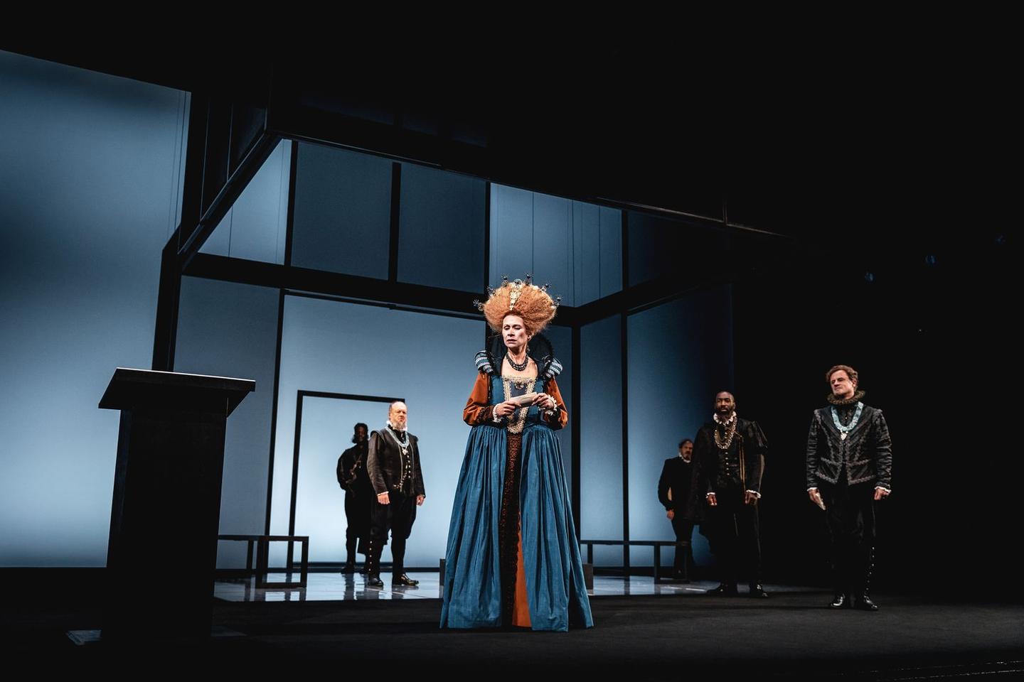 « Marie Stuart » : entre la reine et sa cousine prisonnière, du théâtre à l’état pur