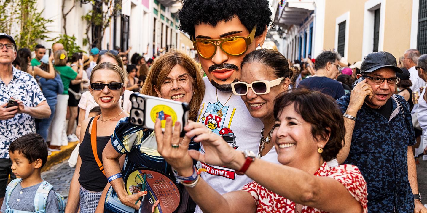 Bad Bunny, star du Super Bowl 2026, symbole culturel et politique à Porto Rico