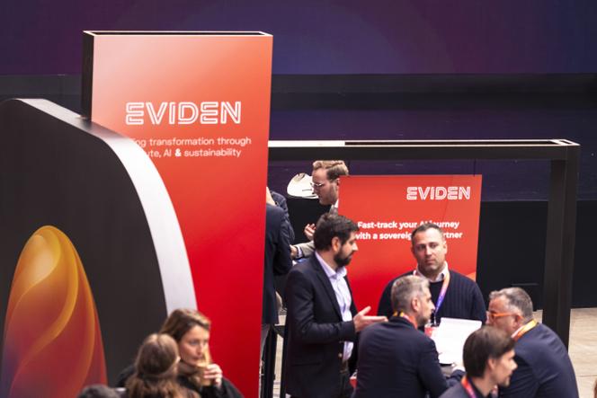 Le stand Eviden lors de la conférence ai-Pulse, à Paris, le 4 décembre 2025.