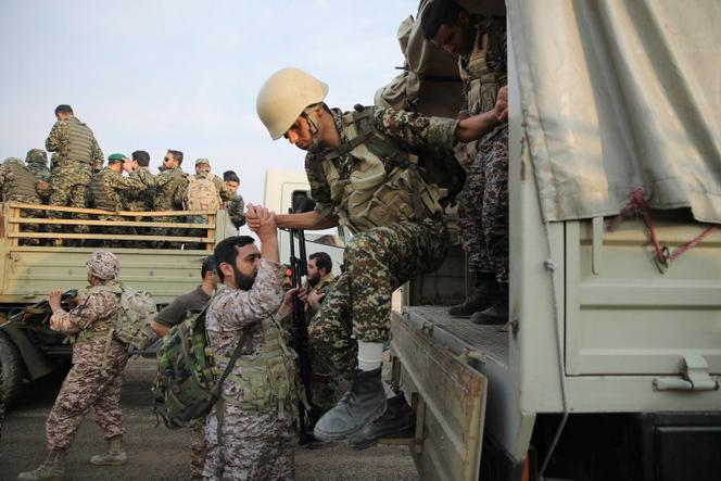 Membros do Corpo da Guarda Revolucionária durante exercício militar na região de Aras (Irã), em outubro de 2022.