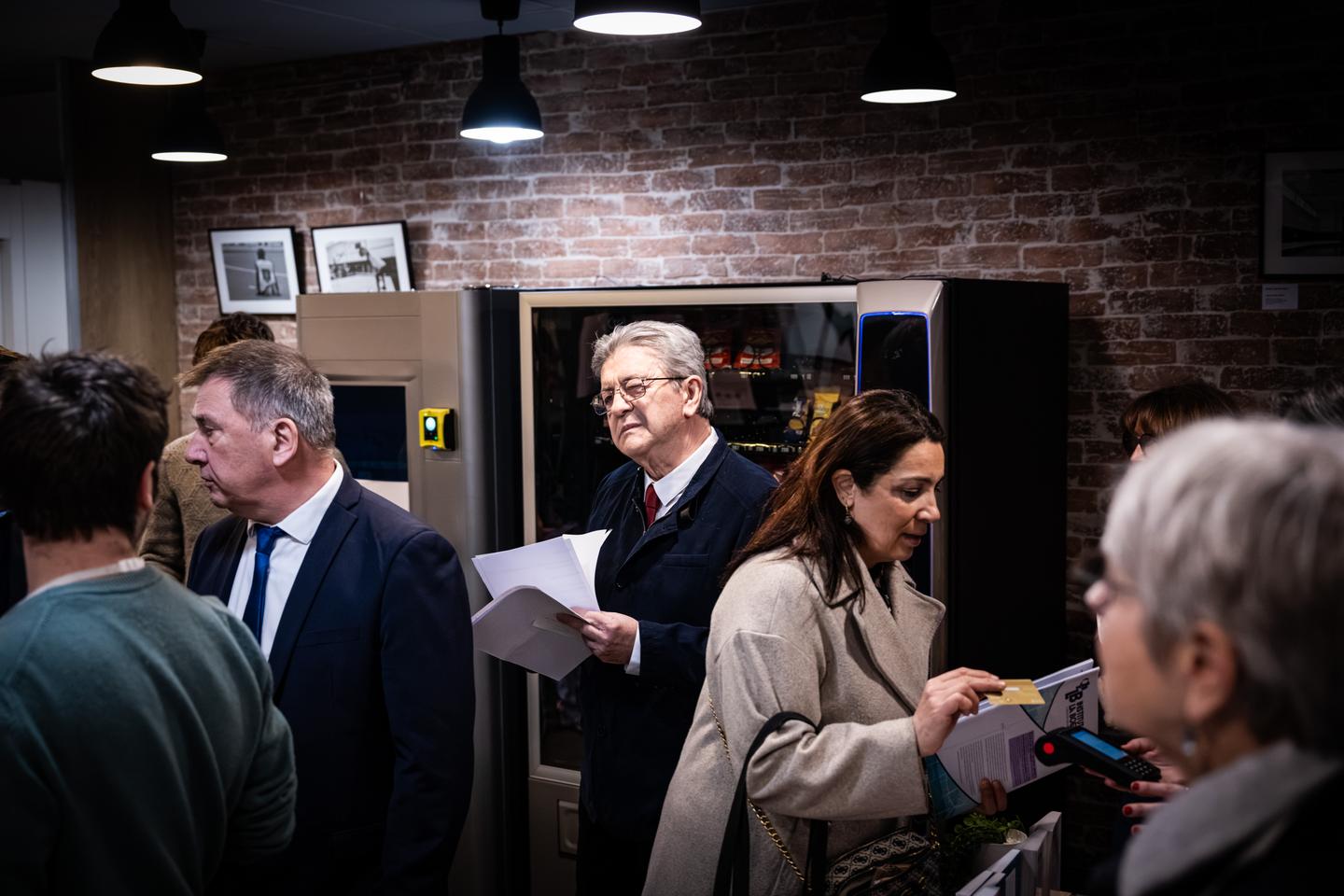 Jean-Luc Mélenchon tente de séduire les petits patrons