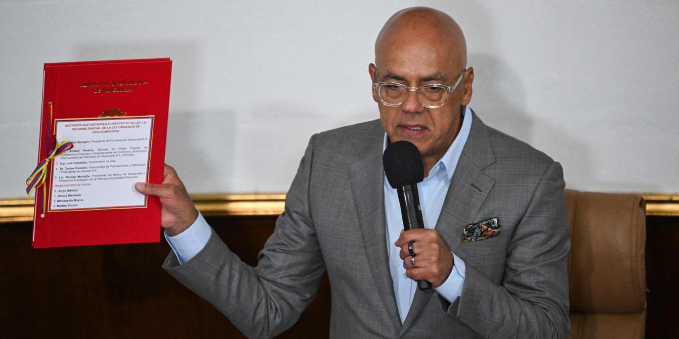 Au Venezuela, l’Assemblée adopte une loi pétrolière favorable au secteur privé, sous pression américaine Kép