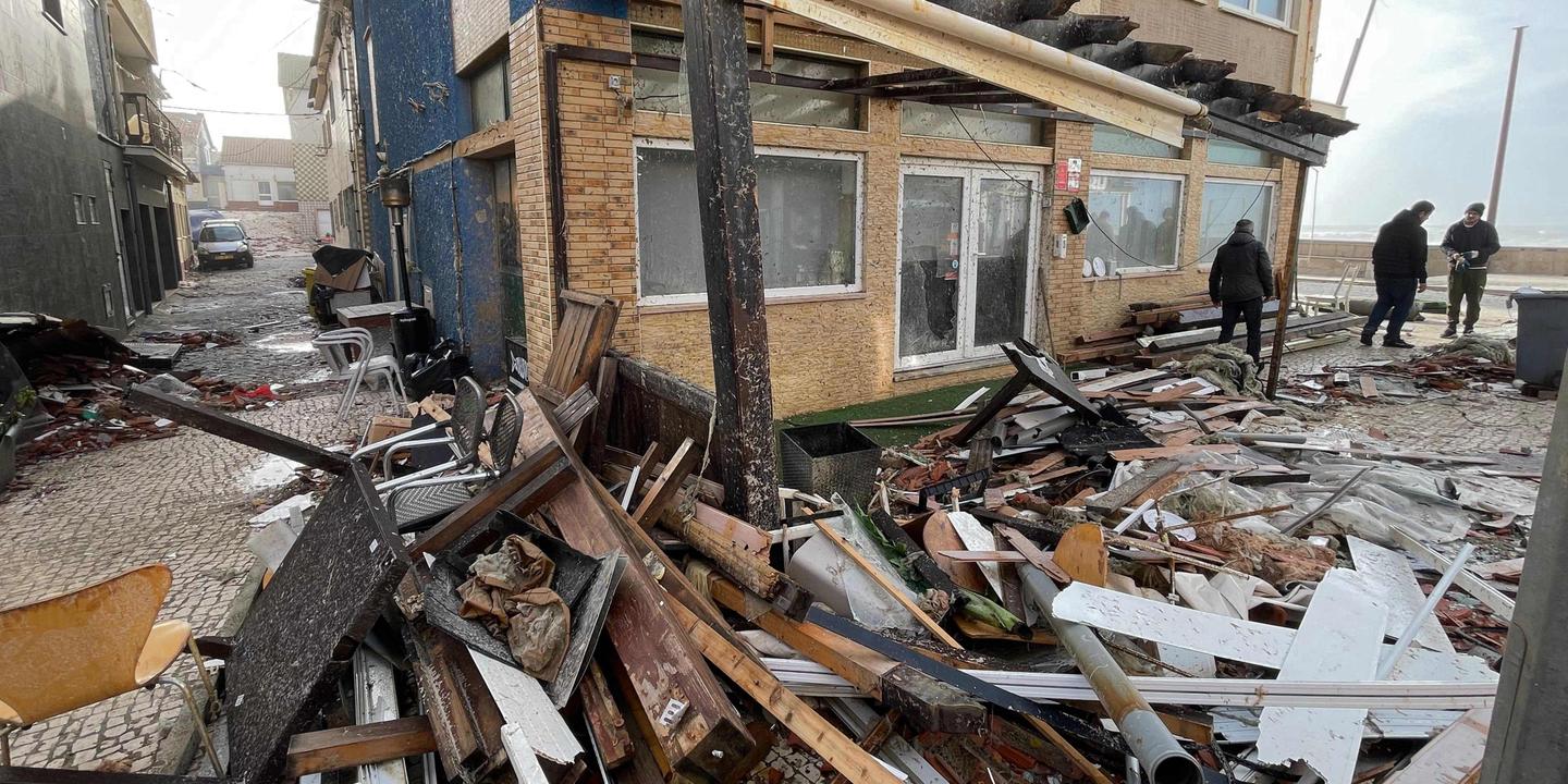 Tempête Kristin au Portugal : 200 000 foyers privés d’électricité, de nouvelles pluies attendues et l’alerte maintenue