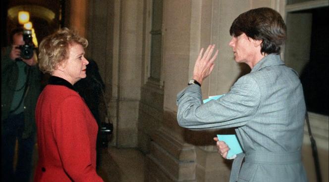 Eva Joly et Laurence Vichnievsky, juges au pôle financier du tribunal de Paris, image extraite du documentaire « Elf, une affaire d’Etat », de Bernard George et Jean-Marie Pontaut.