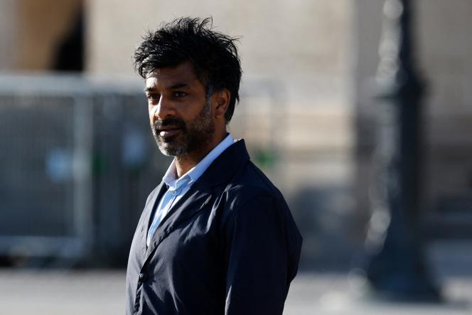 L’ancien footballeur Vikash Dhorasoo, à Paris, en juillet 2023.