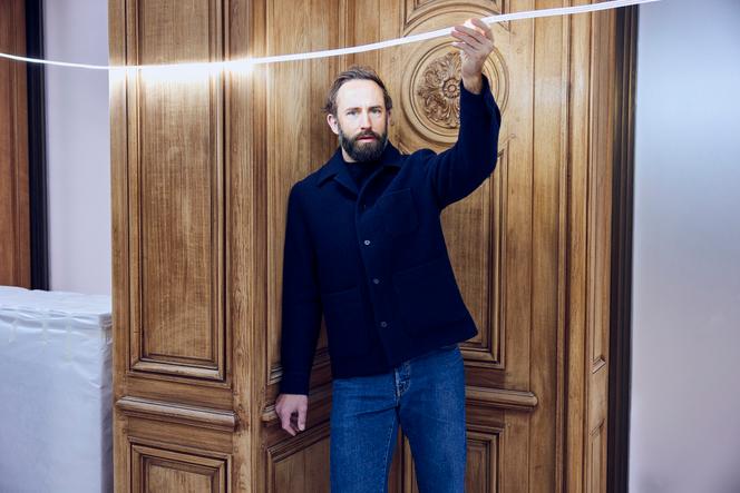 Edouard Sauer, président de KS groupe, dans ses bureaux, à Paris 8ᵉ, le 11 décembre 2025.
