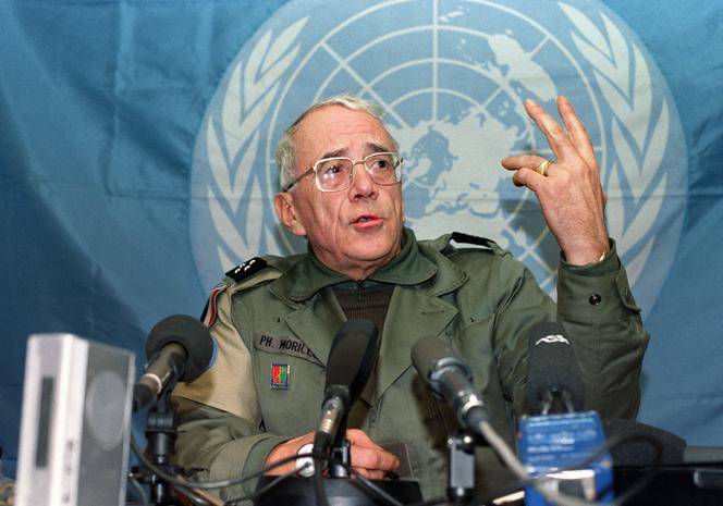 Le général français Philippe Morillon, à Sarajevo (Bosnie-Herzégovine), le 6&nbsp;mars 1993.
