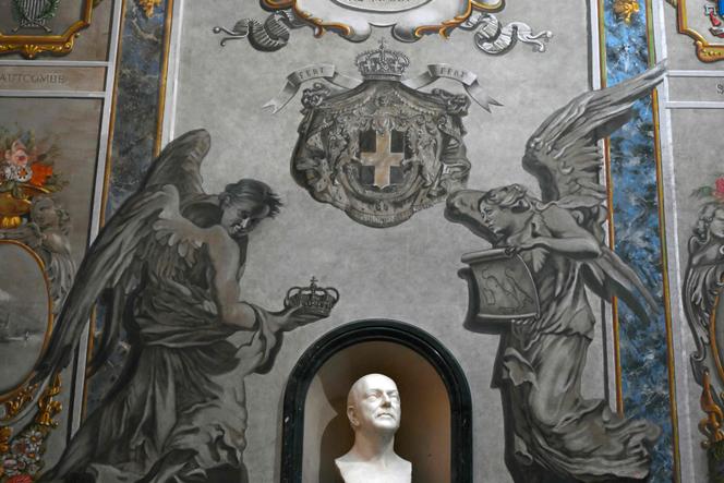 Une fresque récemment restaurée dans la basilique San Lorenzo in Lucina, où une victoire ailée ressemblerait à la présidente du conseil italien (à droite), à Rome, le 31 janvier 2026.