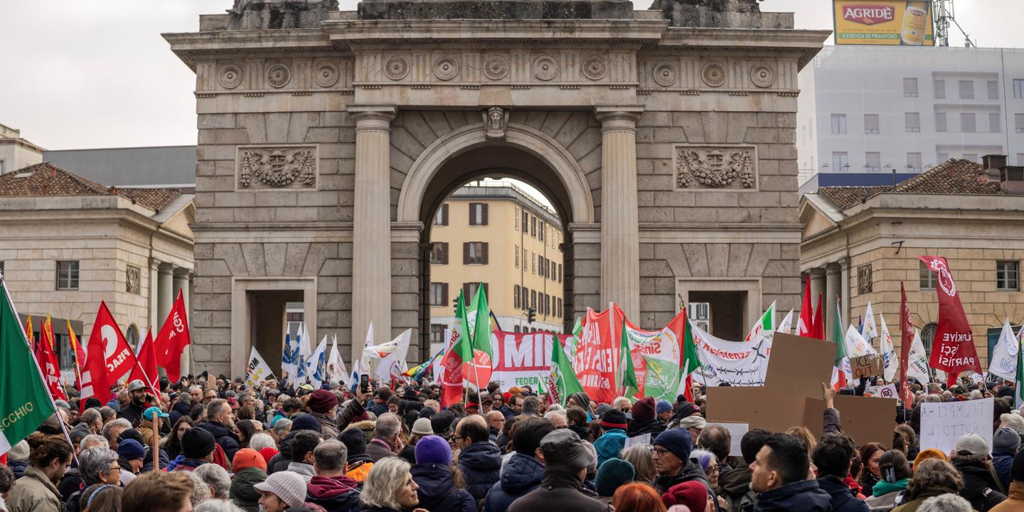 A Milan, des centaines de personnes manifestent contre la venue d’agents américains de l’ICE aux Jeux olympiques
