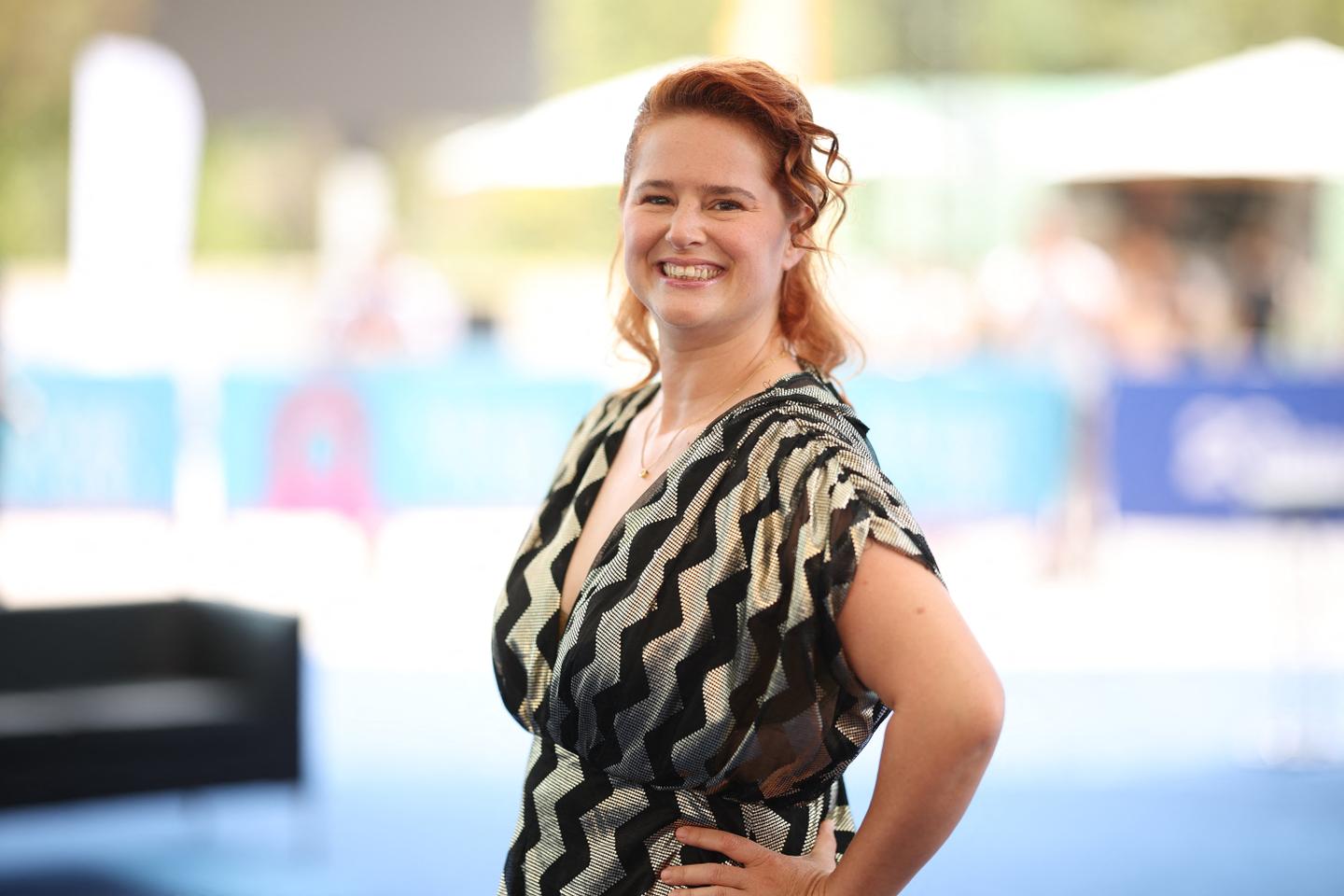 Auguste de l’humour : Elodie Poux sacrée humoriste de l’année lors d’une cérémonie qui a voulu honorer les femmes